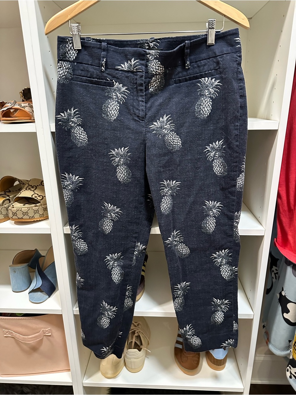 Ann Taylor Pineapple cropped denim pants size 10